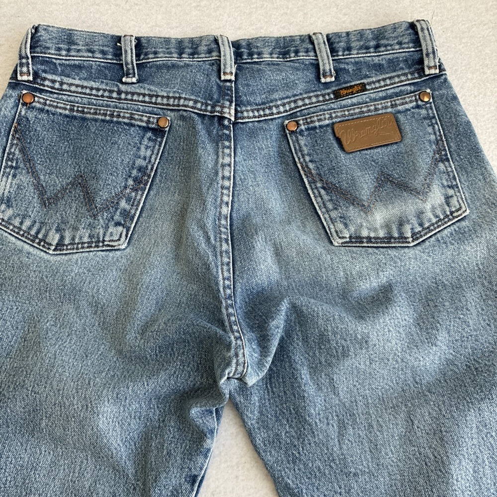 Wrangler Men's Cowboy Cut Blue Jeans Size 33x32 13MWZ Light Wash Western Rodeo - Picture 13 of 14